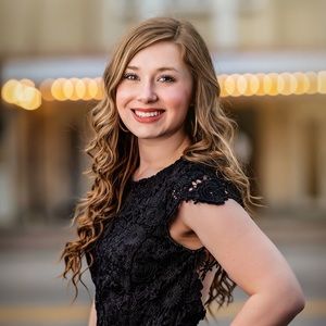 Meet your Posher, Ashley